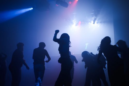 BeestFeest: Faster than Light